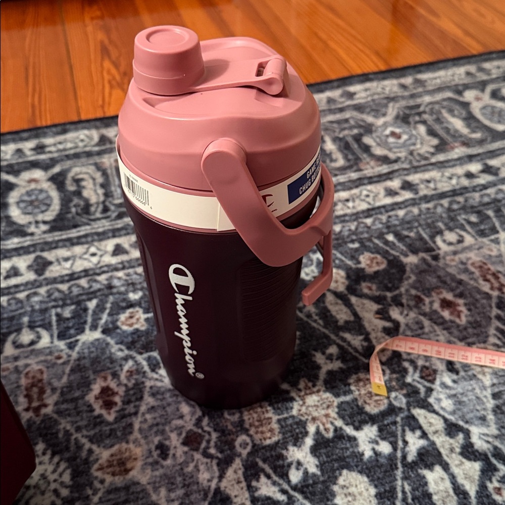 Champion Burgundy  Lunch Box and 40 oz Water Bottle - Picture 8 of 10
